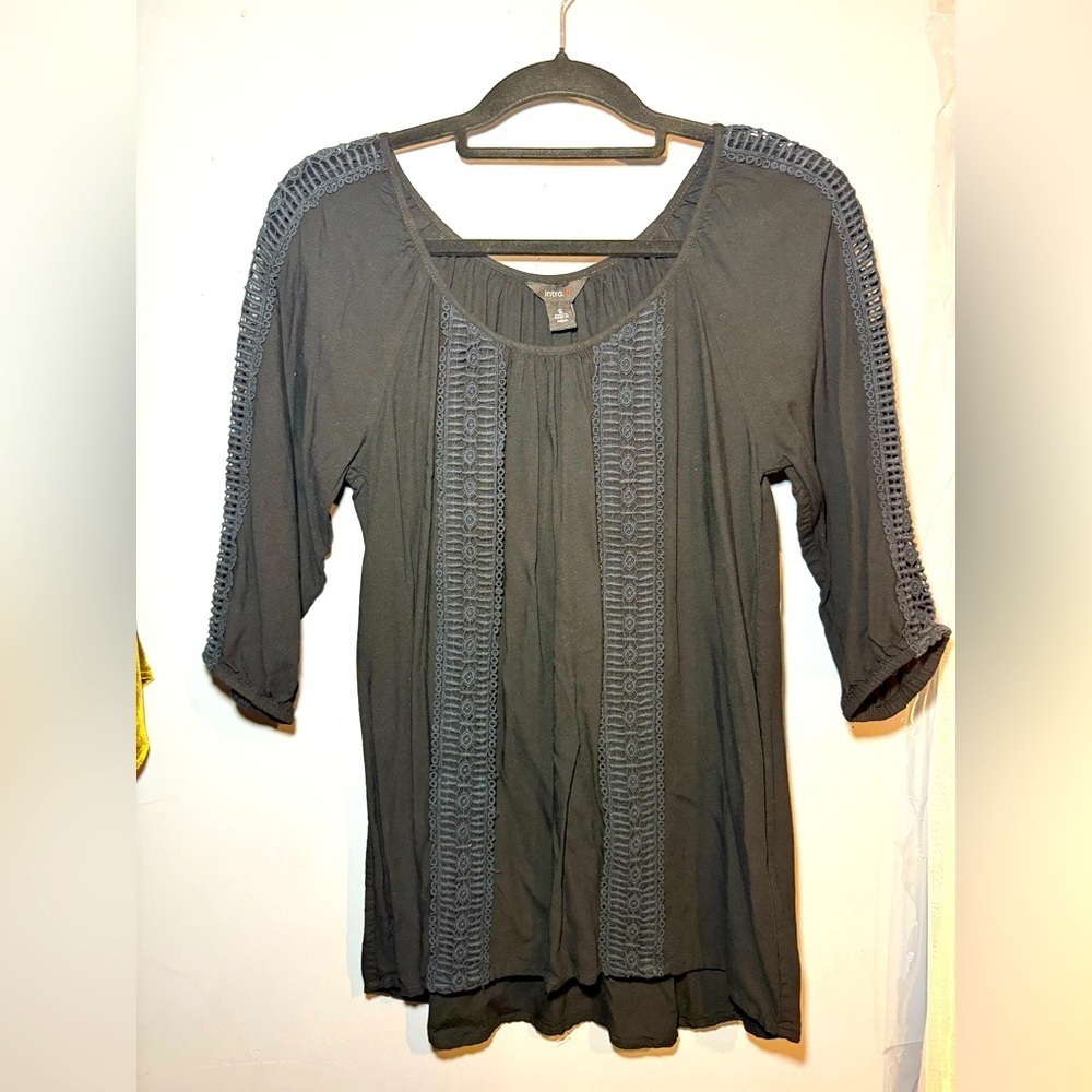 Intro Women's Blackish/Navy Top, size small